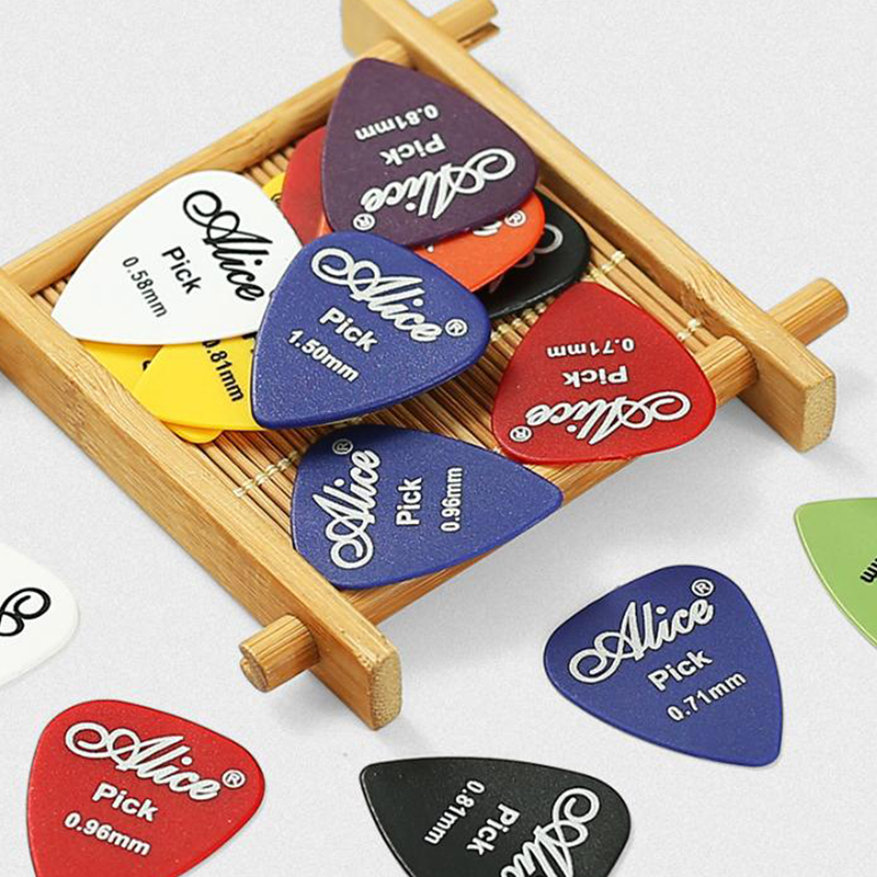 Guitar Capo Storage Hooks Bron - Bass Guitar Strings review and price